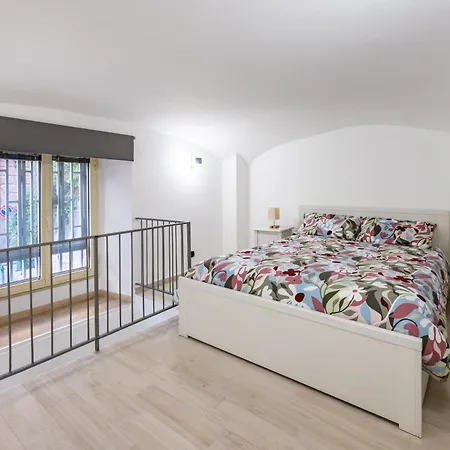 Teto's House Апартаменты *