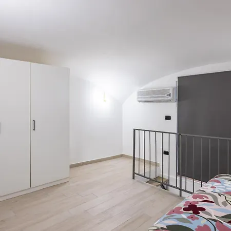 Teto's House Неаполь